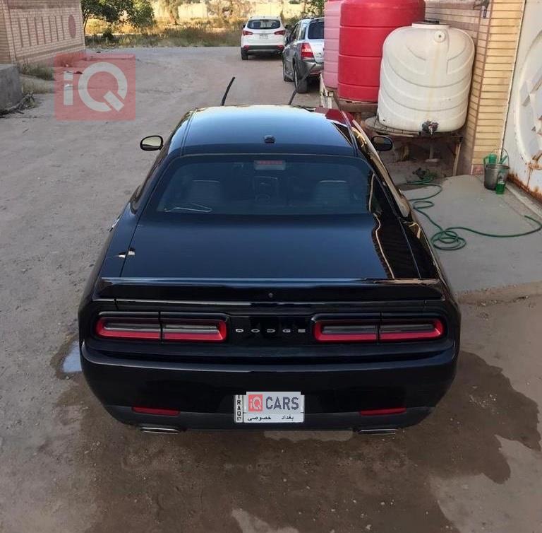 Dodge Challenger